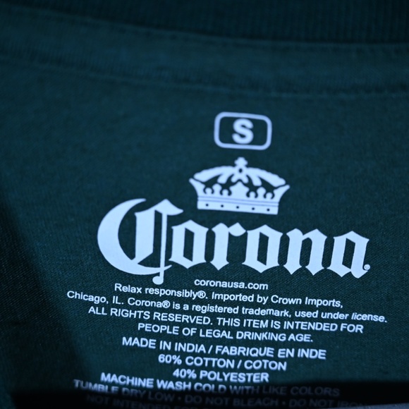 Corona Beach Shirt – “Esta es la buena vida” Bad Bunny Quote - Picture 3 of 5